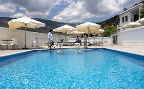 Hotel Villa Turistica De Bubion
